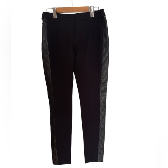 Armani exchange women’s faux leather pants. - Picture 2 of 9